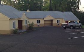 Colonial Village Motel Doylestown Pa